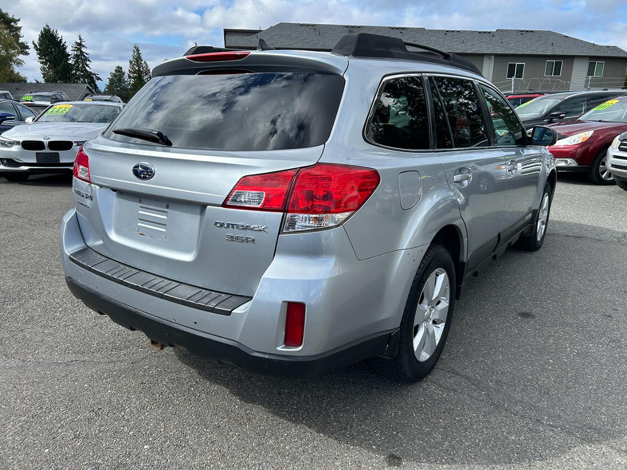 Subaru Outback 4dr Wgn H6 Auto 3.6R Limited 2012