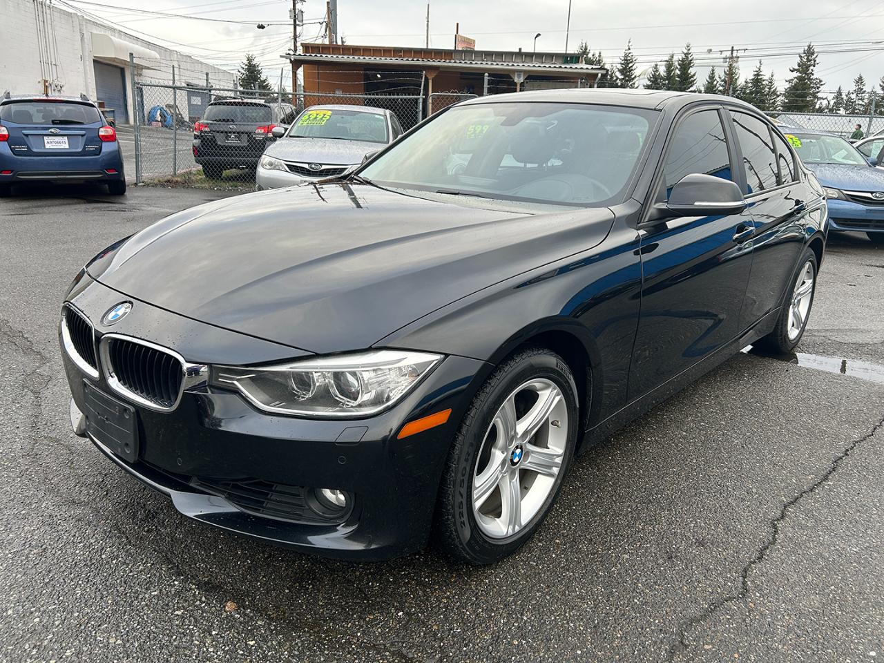 BMW 3 Series 4dr Sdn 328i xDrive AWD 2014