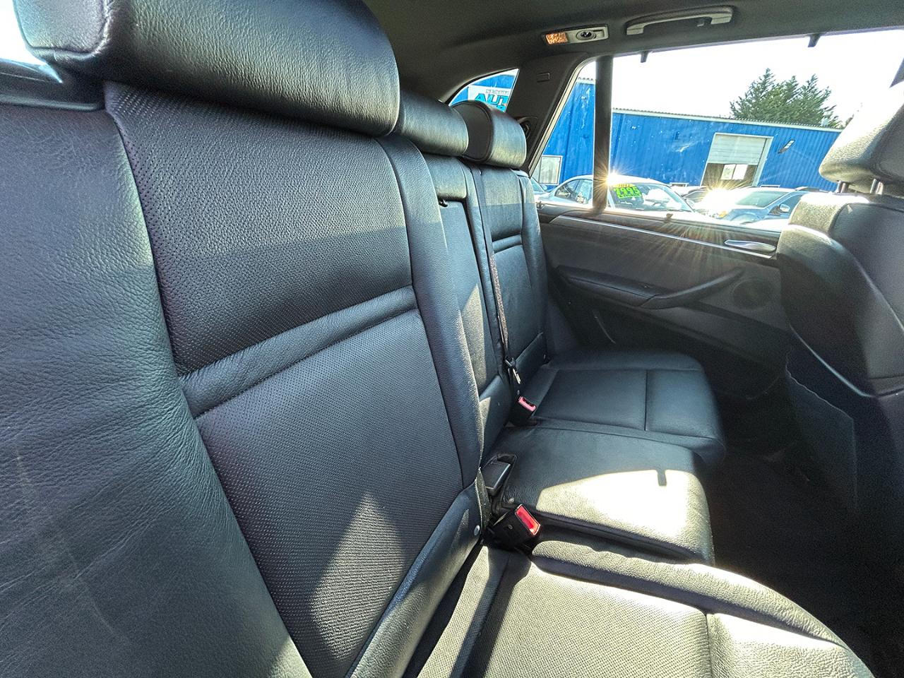 BMW X5 AWD 4dr 50i 2012