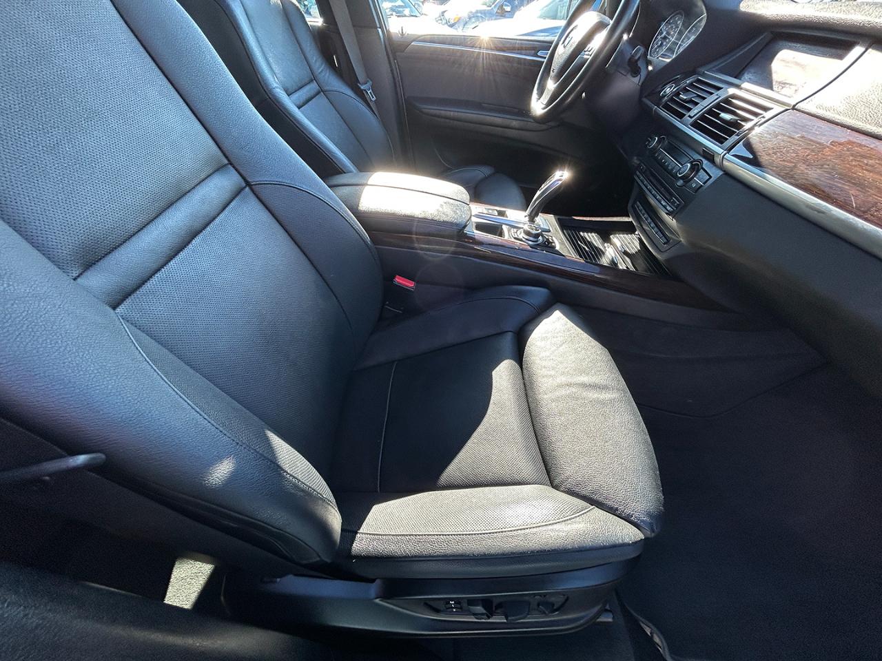 BMW X5 AWD 4dr 50i 2012