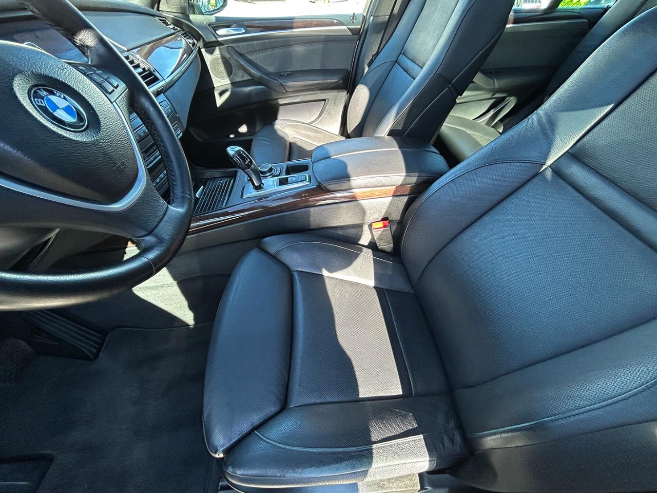 BMW X5 AWD 4dr 50i 2012