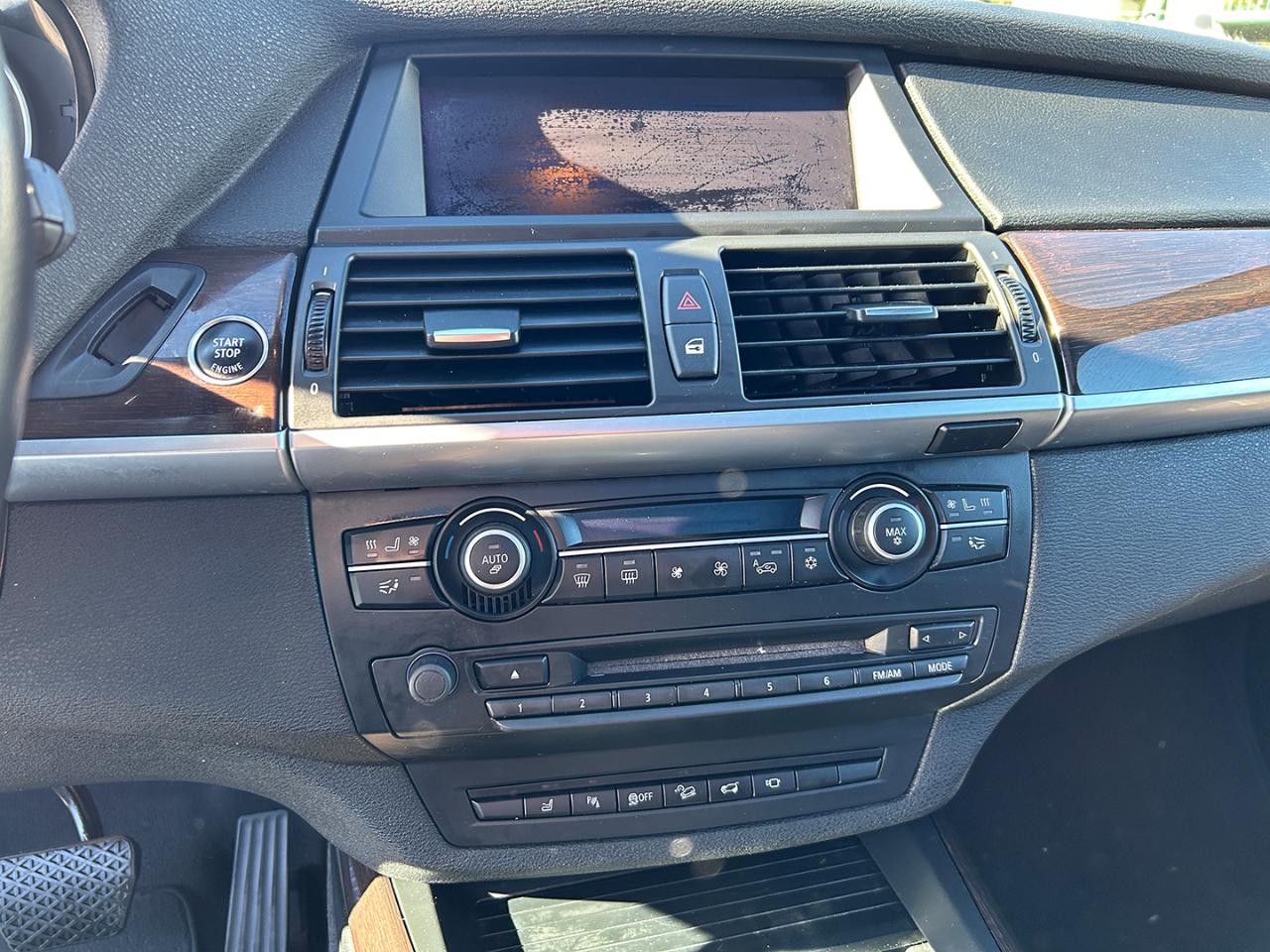 BMW X5 AWD 4dr 50i 2012