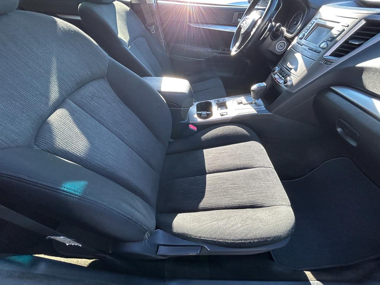 Subaru Outback 4dr Wgn H4 Auto 2.5i Premium 2014