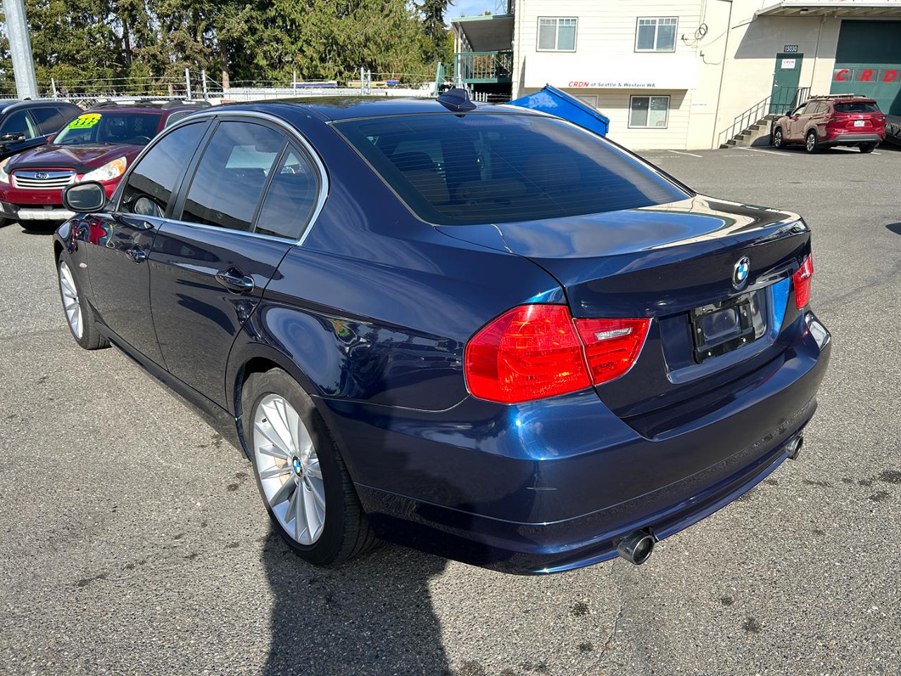 BMW 3 Series 4dr Sdn 335i xDrive AWD 2011