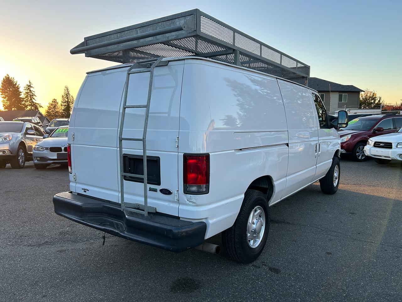 Ford Econoline Cargo Van E-350 Super Duty Commercial 2013