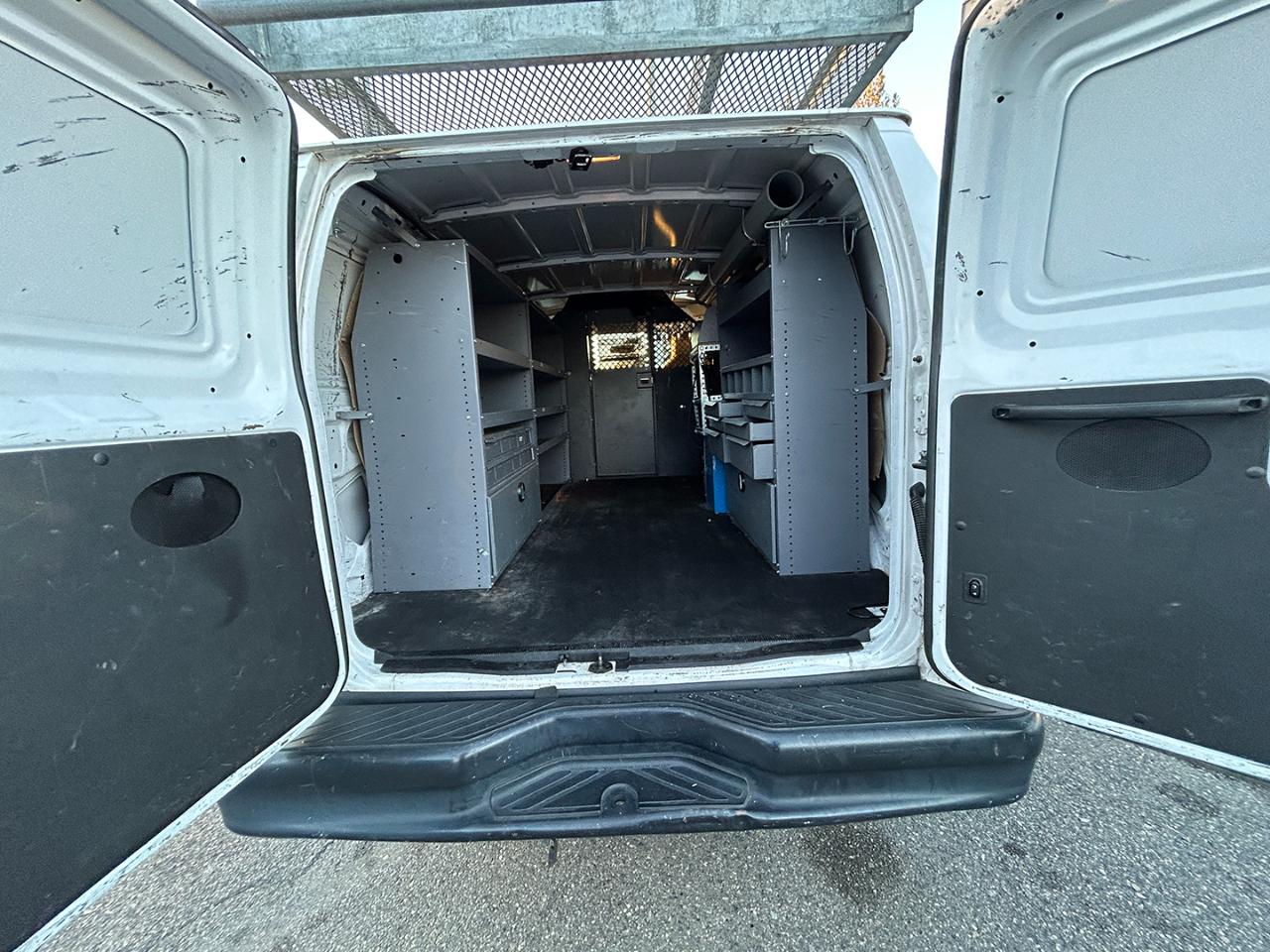 Ford Econoline Cargo Van E-350 Super Duty Commercial 2013