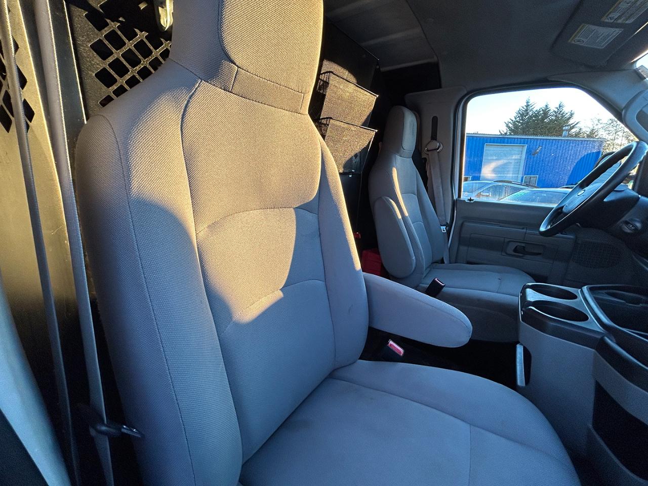 Ford Econoline Cargo Van E-350 Super Duty Commercial 2013