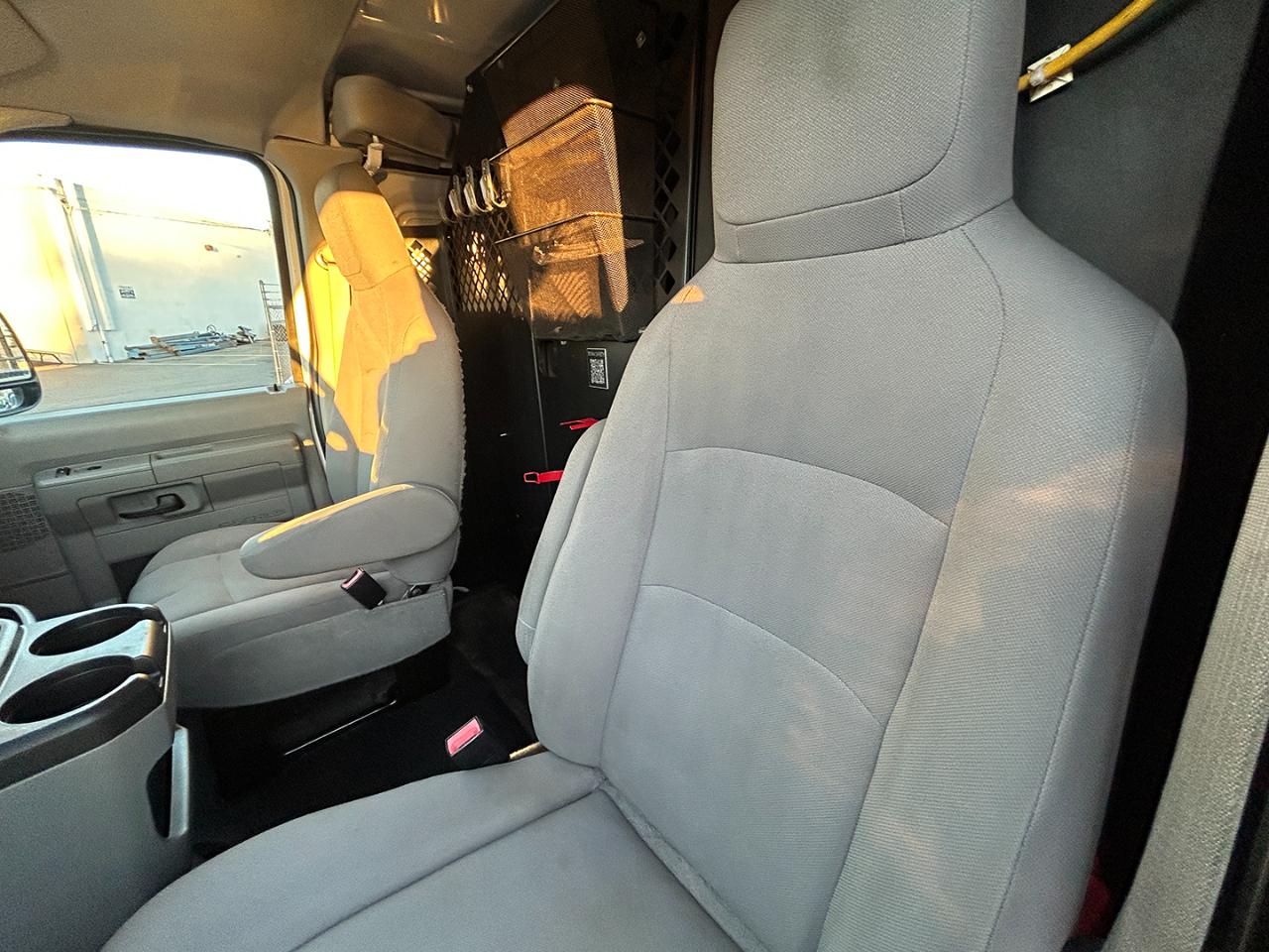 Ford Econoline Cargo Van E-350 Super Duty Commercial 2013