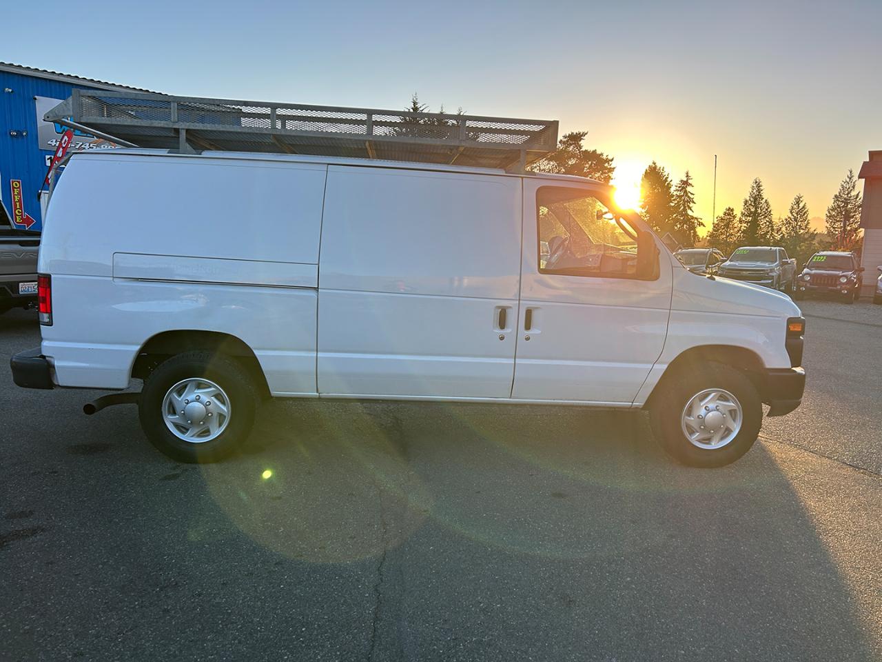 Ford Econoline Cargo Van E-350 Super Duty Commercial 2013