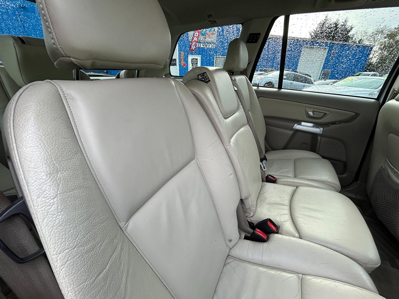 Volvo XC90 2.5L Turbo AWD Auto w/Sunroof/3rd 2006