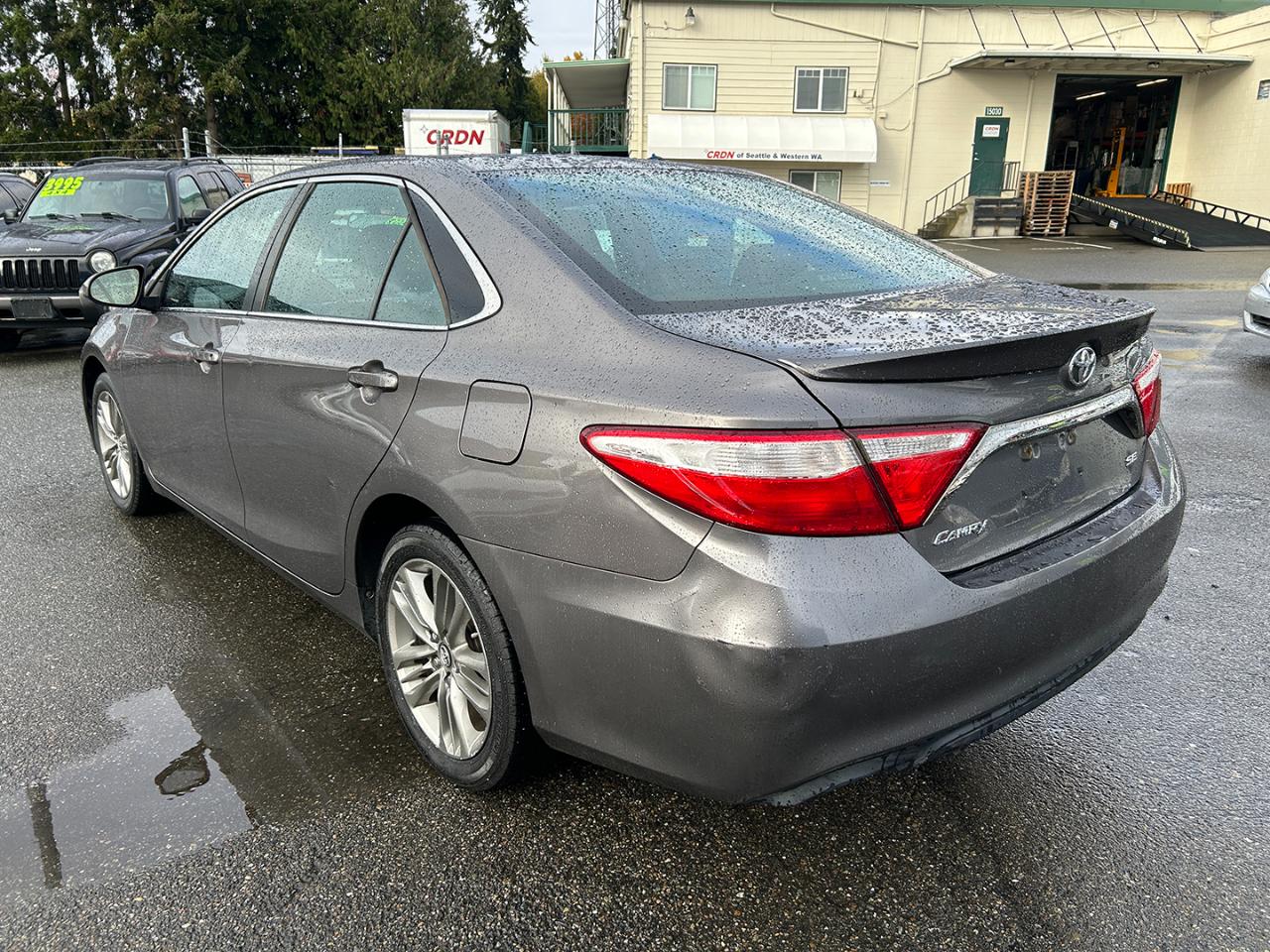 Toyota Camry SE Auto (Natl) 2017