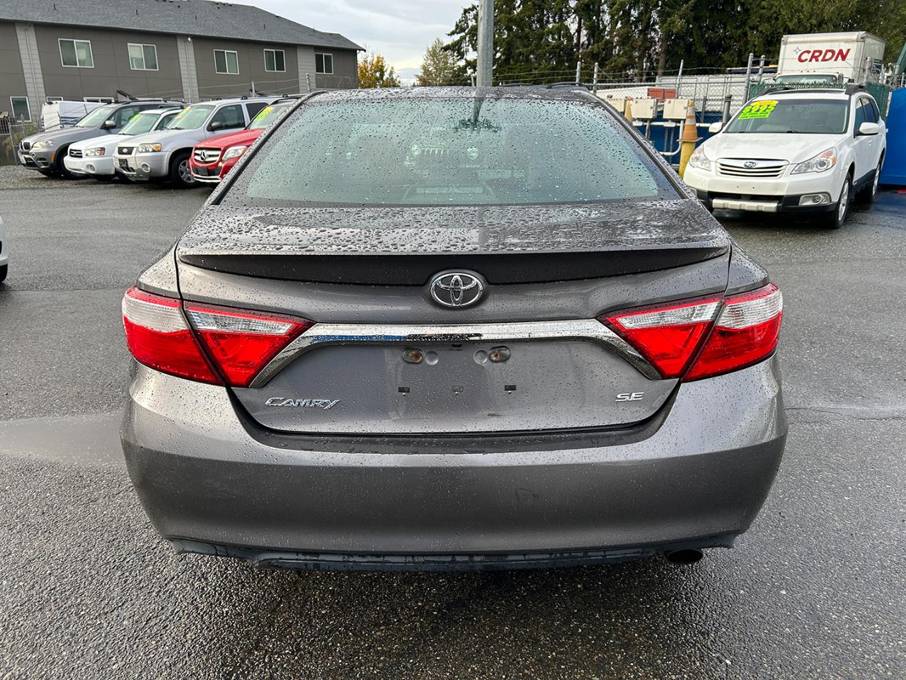 Toyota Camry SE Auto (Natl) 2017