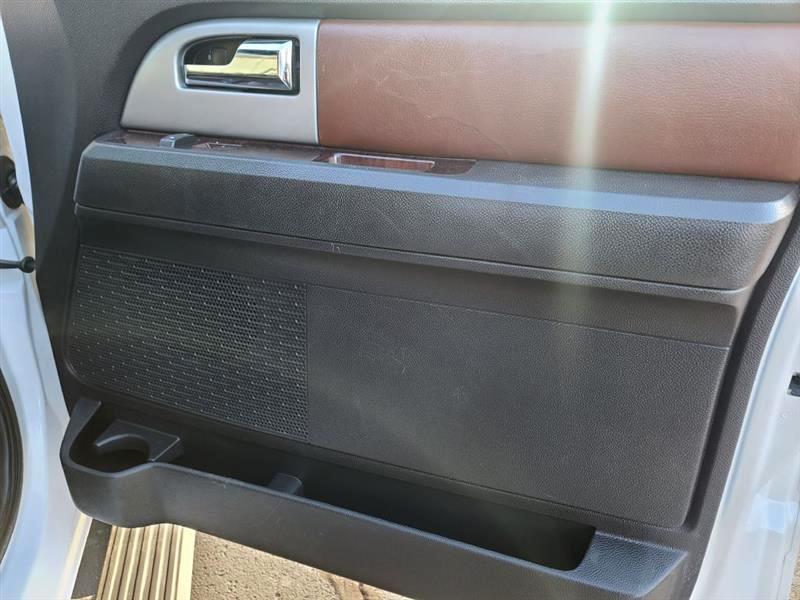 Ford Expedition EL King Ranch 4WD 2012