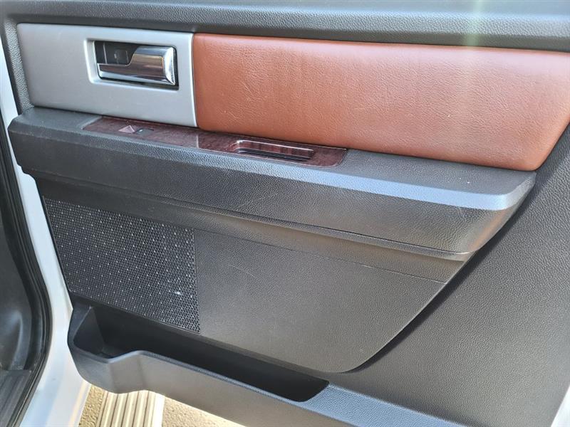 Ford Expedition EL King Ranch 4WD 2012