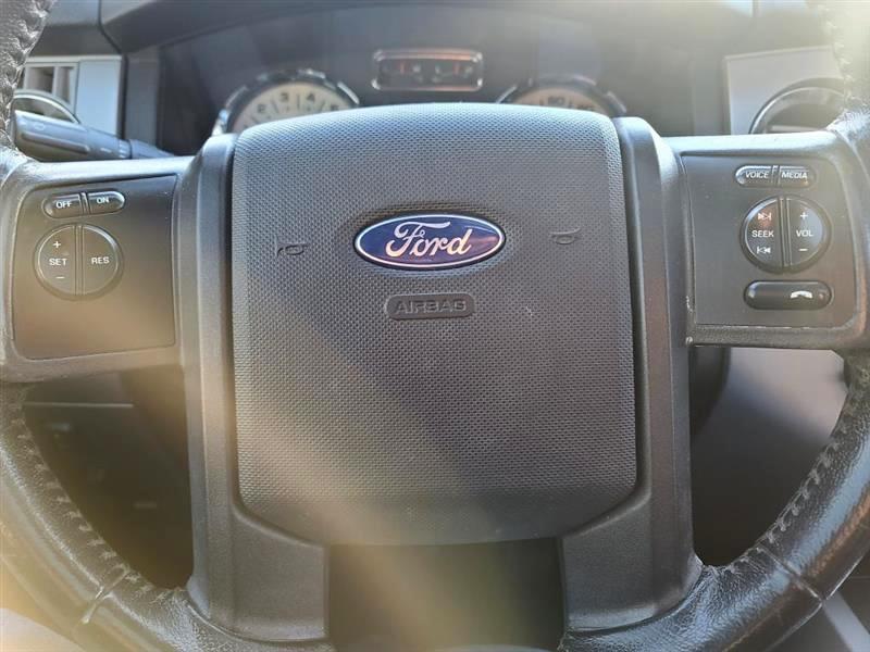 Ford Expedition EL King Ranch 4WD 2012