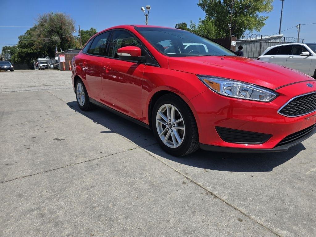 Ford Focus SE Sedan 2017