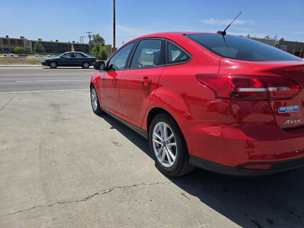 Ford Focus SE Sedan 2017