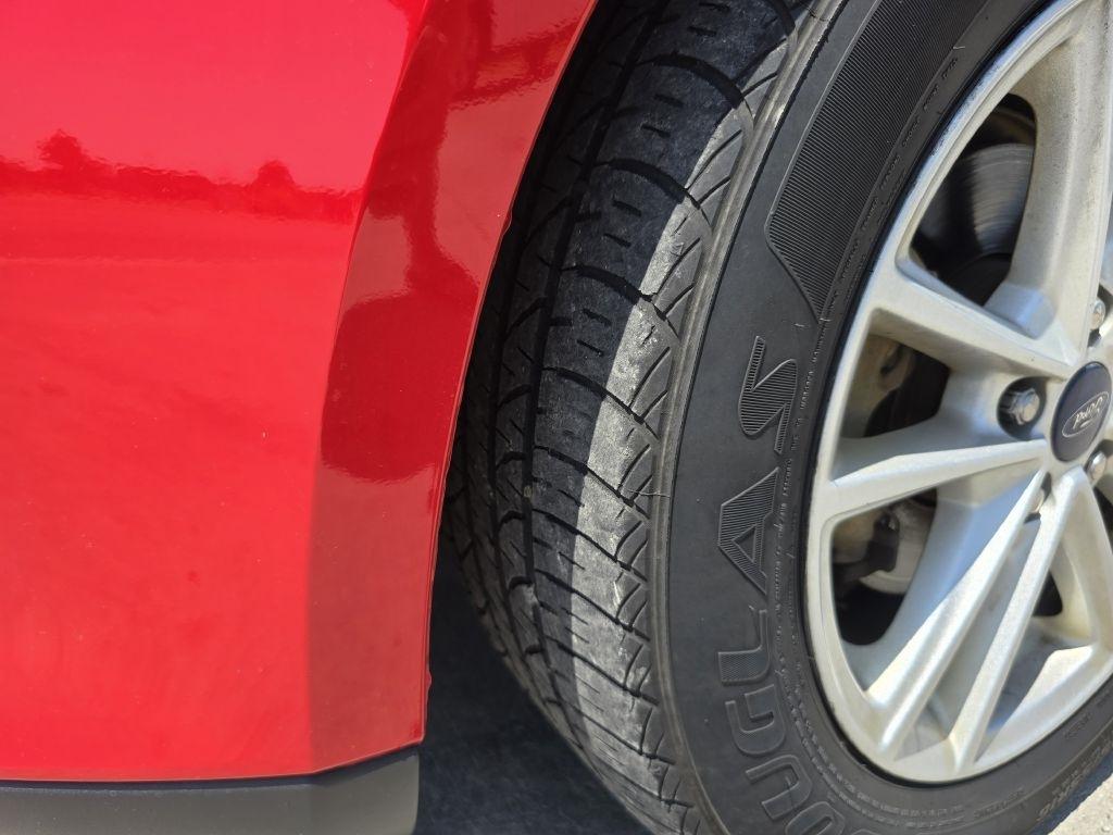 Ford Focus SE Sedan 2017