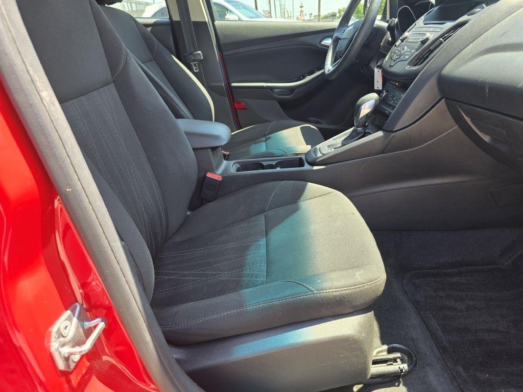 Ford Focus SE Sedan 2017