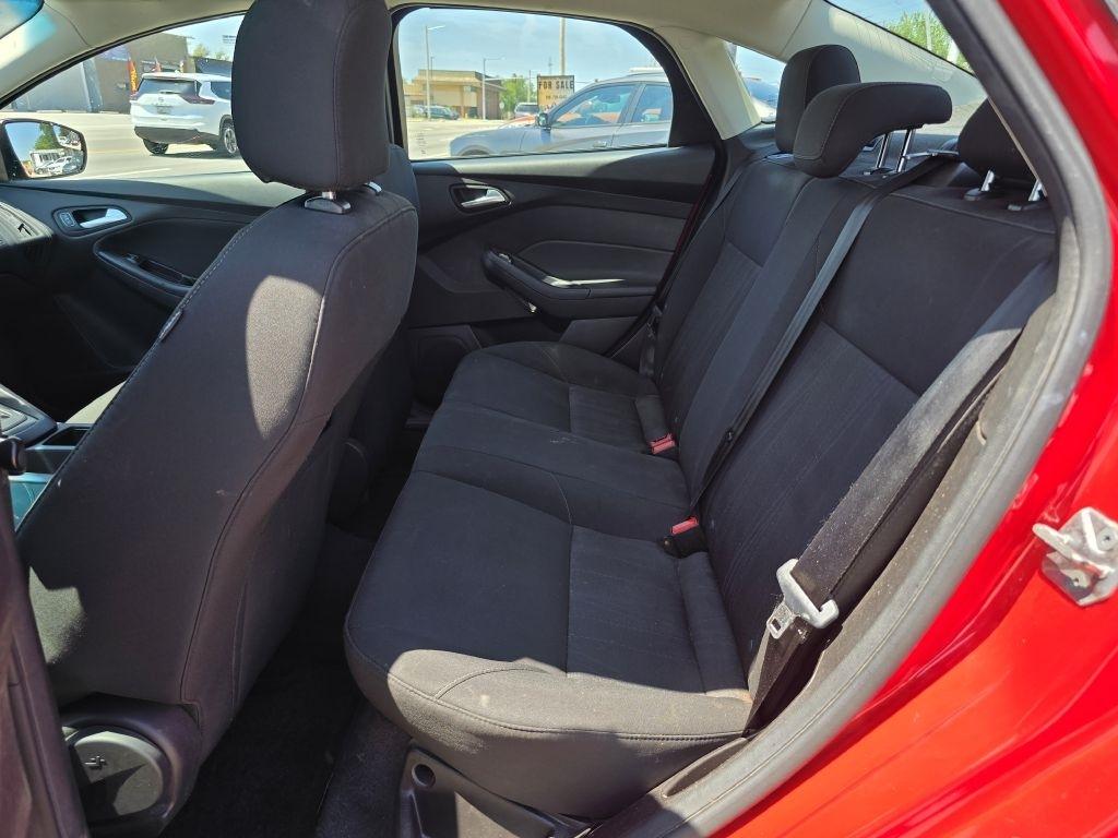Ford Focus SE Sedan 2017