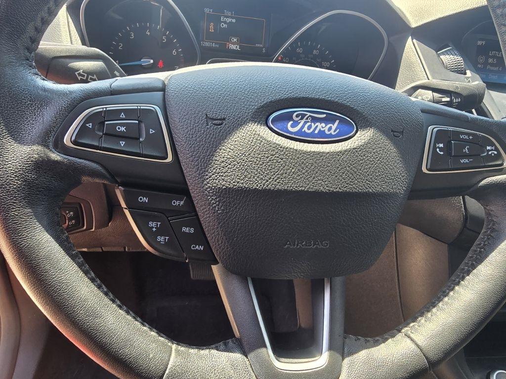Ford Focus SE Sedan 2017
