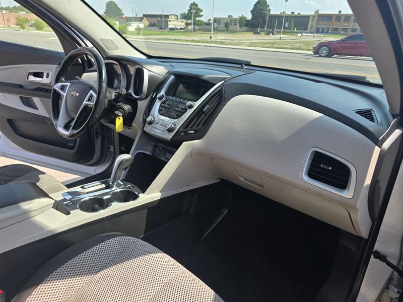 Chevrolet Equinox 1LT 2WD 2015 Chevrolet Equinox 1LT 2WD 2015