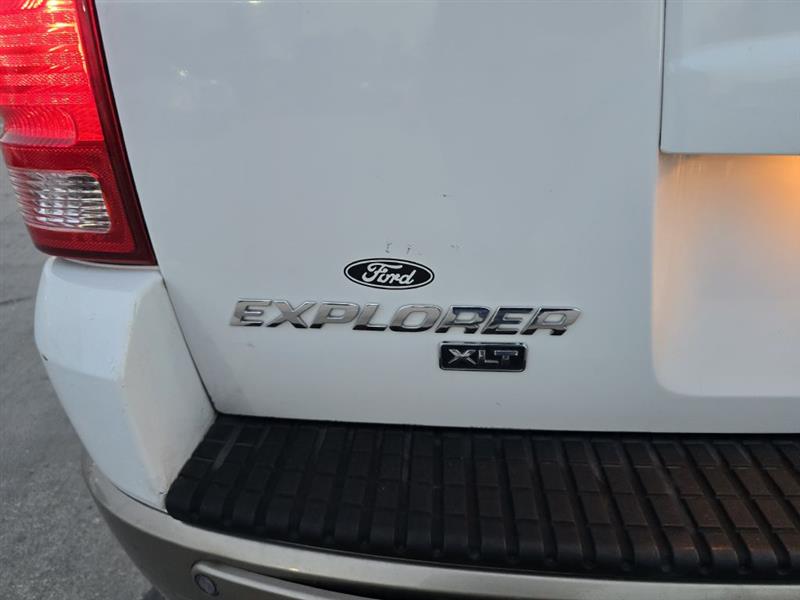 Ford Explorer Eddie Bauer 4WD 2002