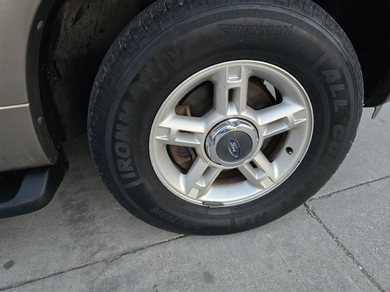 Ford Explorer Eddie Bauer 4WD 2002