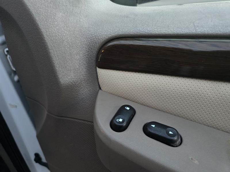 Ford Explorer Eddie Bauer 4WD 2002