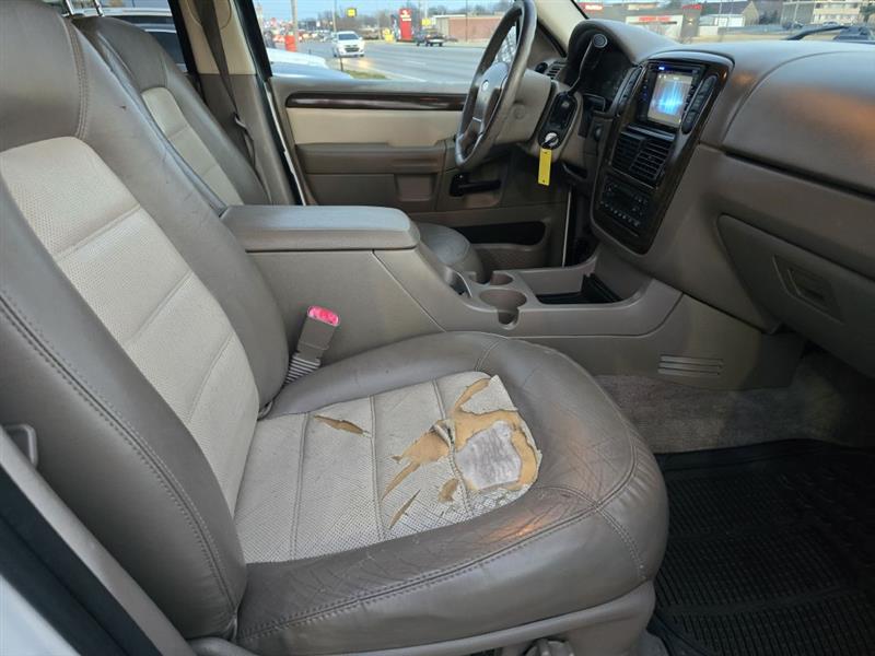 Ford Explorer Eddie Bauer 4WD 2002