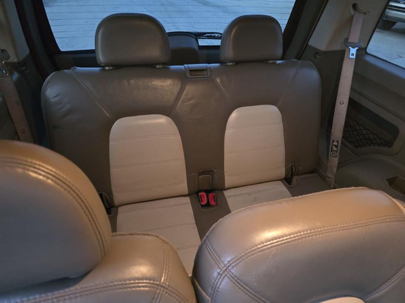 Ford Explorer Eddie Bauer 4WD 2002