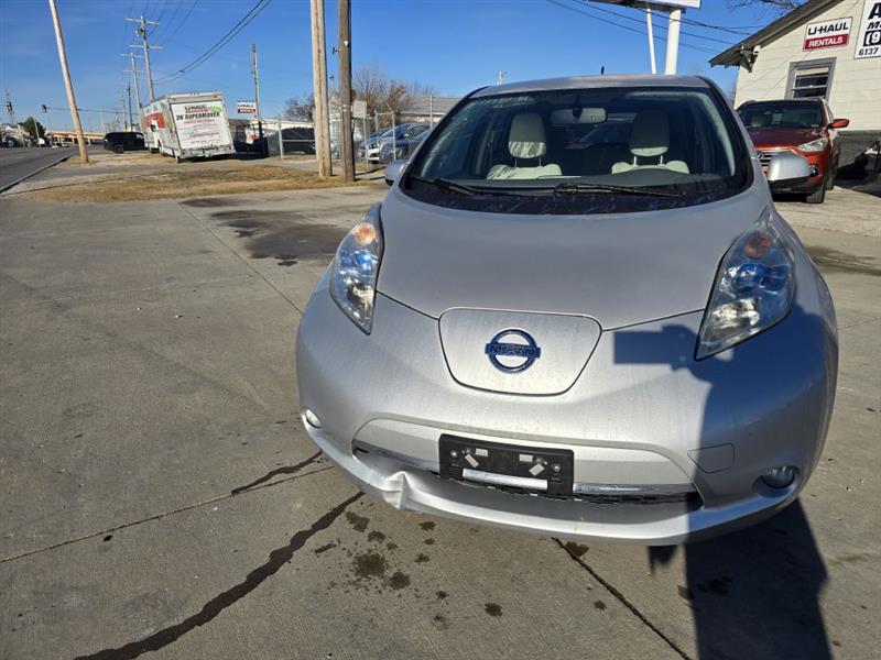 Nissan Leaf SV 2011