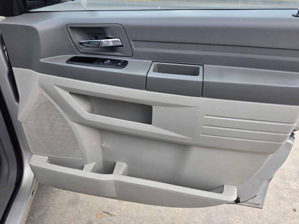 Dodge Grand Caravan SE 2008