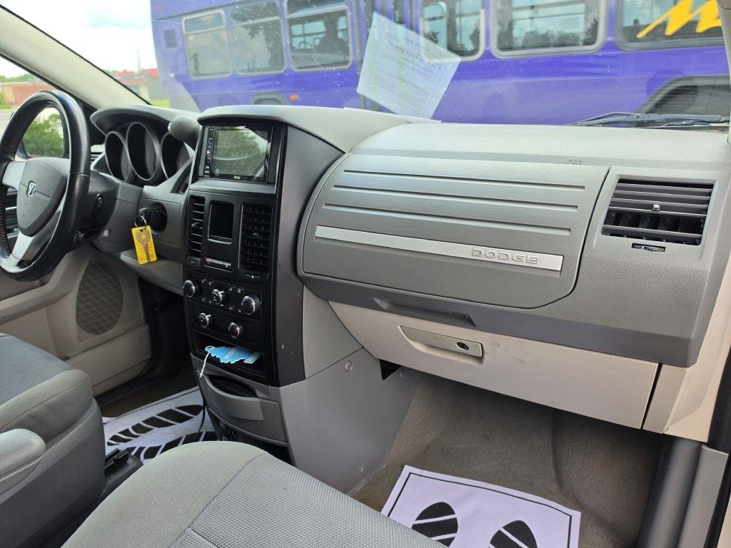 Dodge Grand Caravan SE 2008