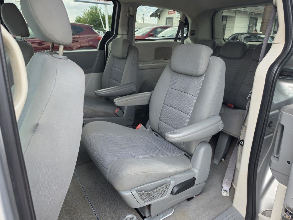 Dodge Grand Caravan SE 2008