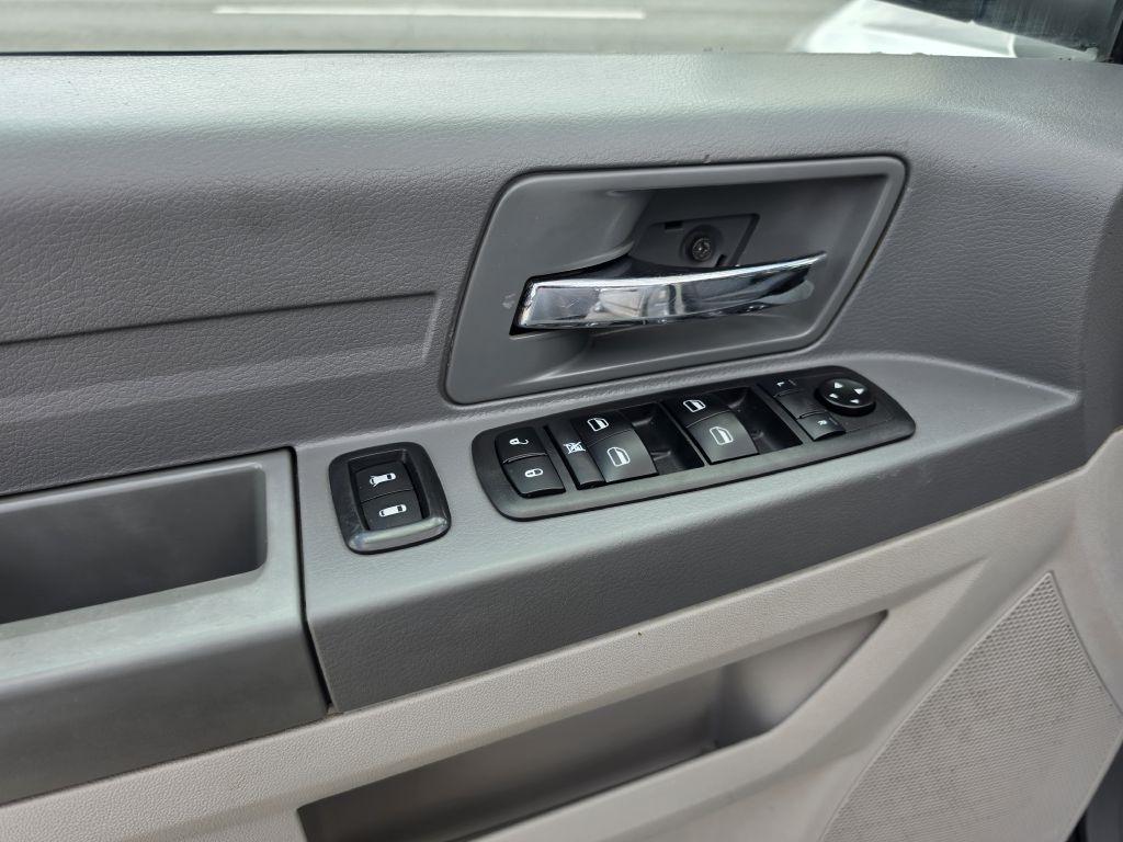 Dodge Grand Caravan SE 2008