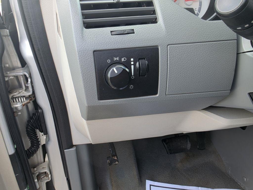 Dodge Grand Caravan SE 2008