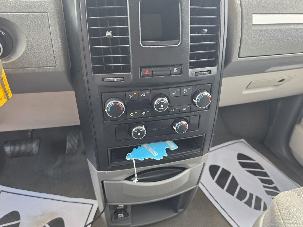 Dodge Grand Caravan SE 2008