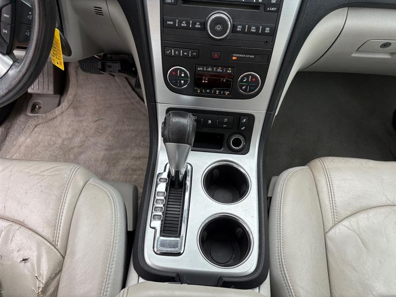 GMC Acadia SLT-2 FWD 2008