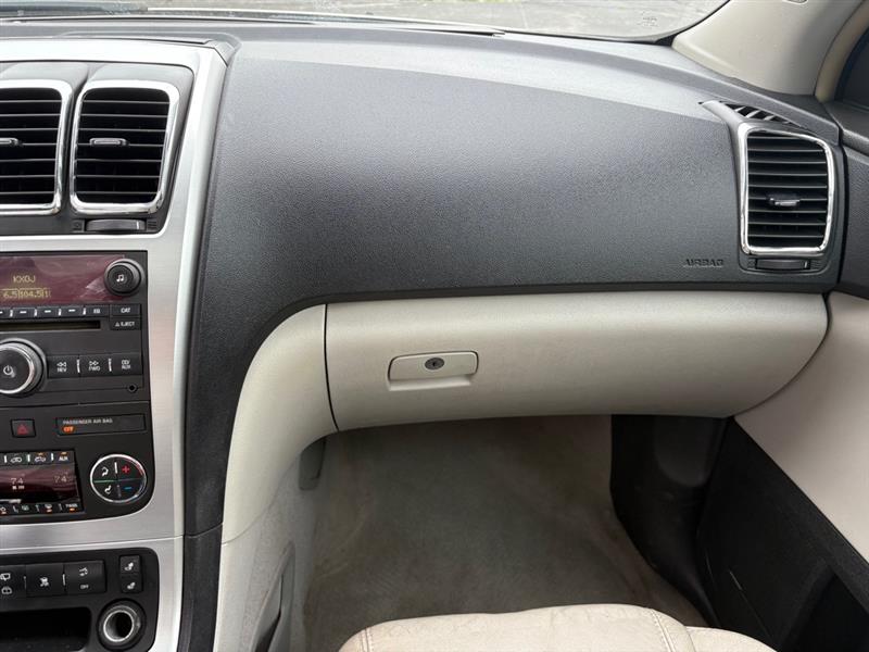 GMC Acadia SLT-2 FWD 2008