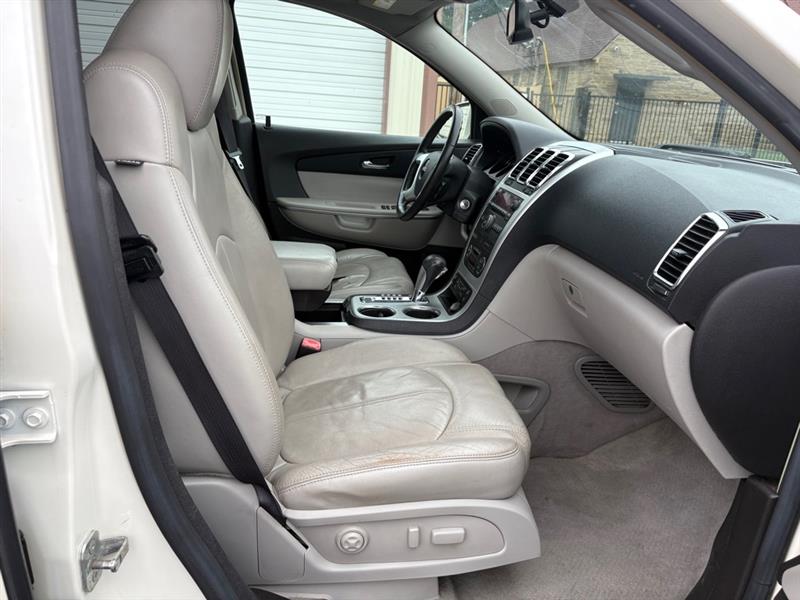 GMC Acadia SLT-2 FWD 2008