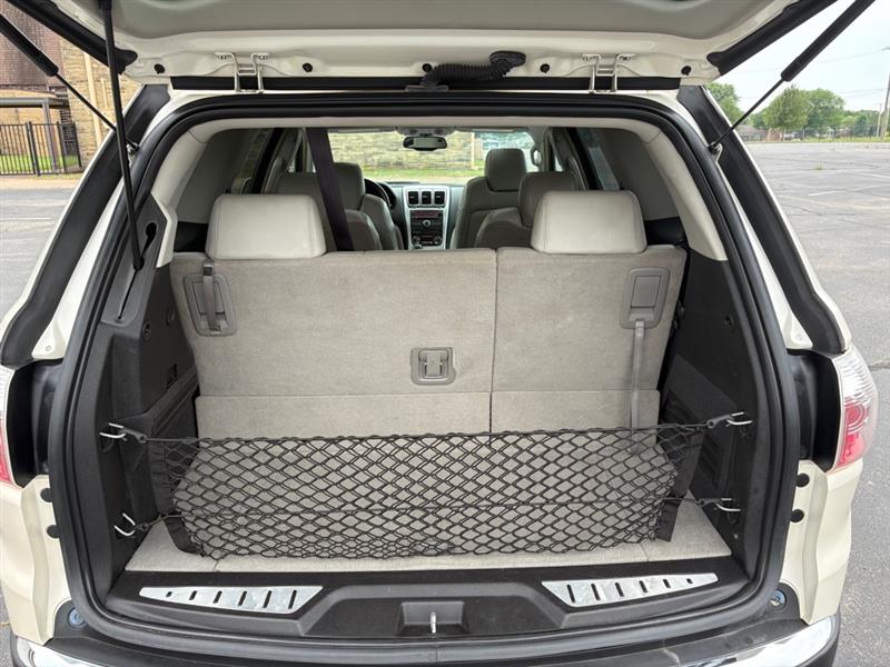 GMC Acadia SLT-2 FWD 2008