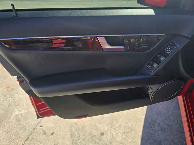 Mercedes-Benz C-Class C300 4MATIC Sport Sedan 2014