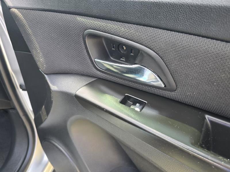 Chevrolet Cruze 2LT Auto 2013