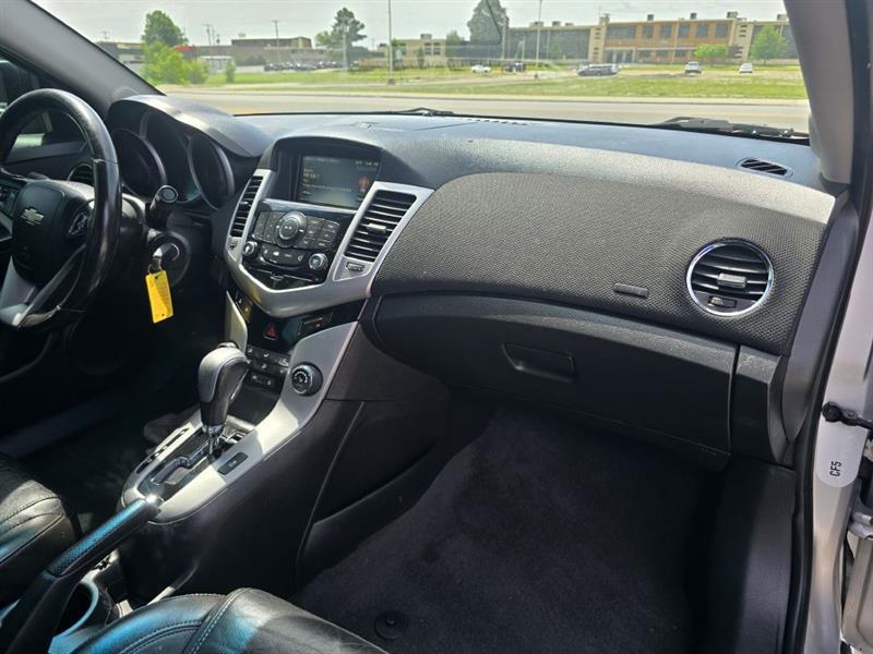 Chevrolet Cruze 2LT Auto 2013