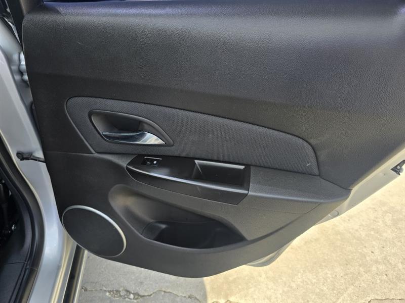 Chevrolet Cruze 2LT Auto 2013