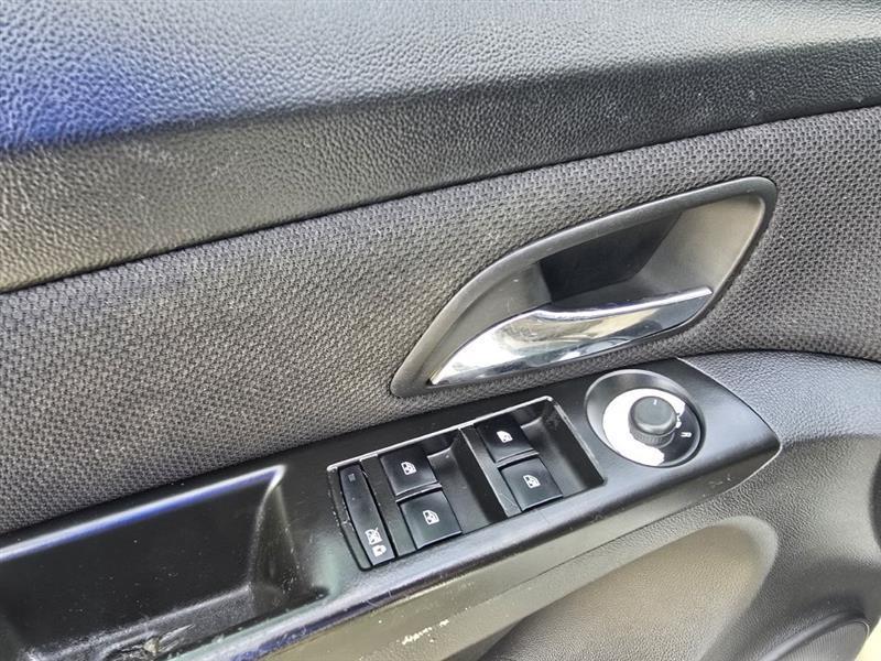 Chevrolet Cruze 2LT Auto 2013