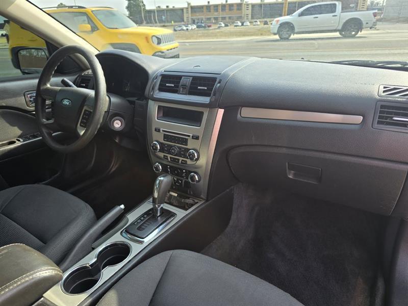 Ford Fusion SE 2010