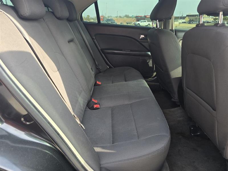 Ford Fusion SE 2010