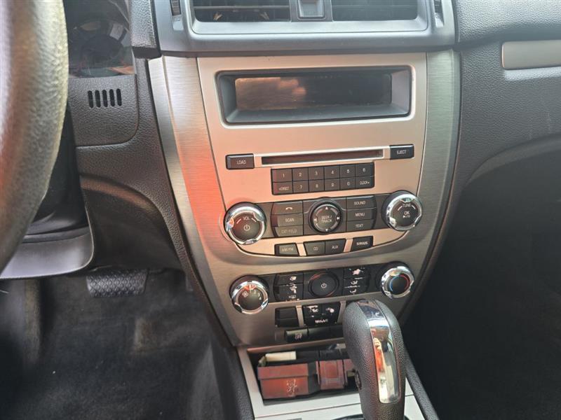 Ford Fusion SE 2010